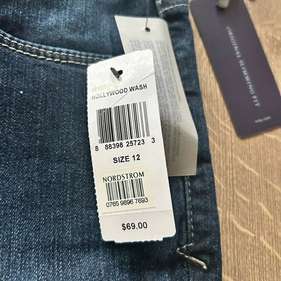 jean bermuda shorts with lift and tuck features - Picture 2 of 7